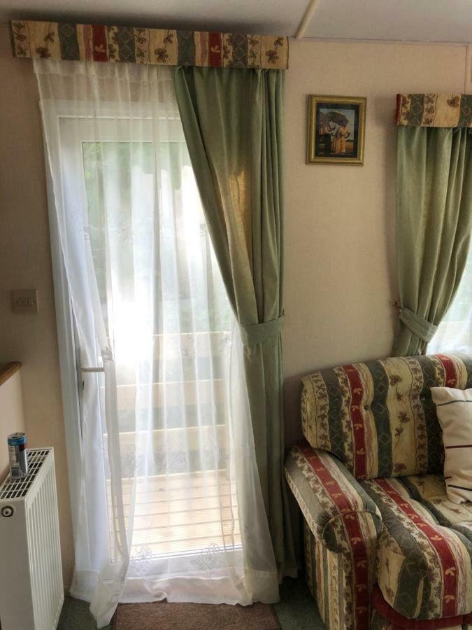 דונון 61 Glenfinart Caravan Park מראה חיצוני תמונה